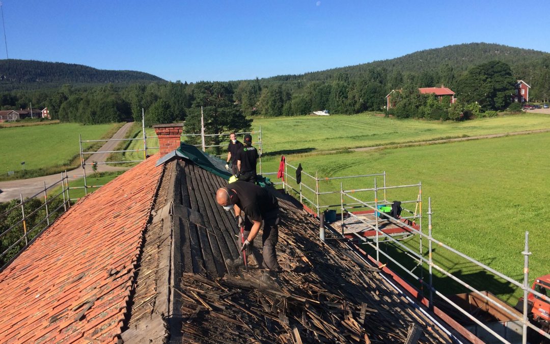 Byte av tak i Nansta, Hudiksvall